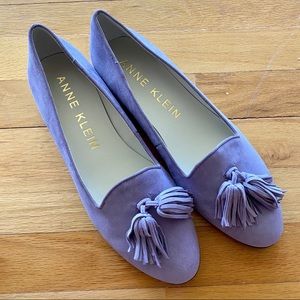 NWT Anne Klein Suede Tassel Flats, Size 9